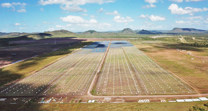 r373_9_ferme-solaire-whitsunday-australie_bouyguesenergiesetservicesprincipal.jpg